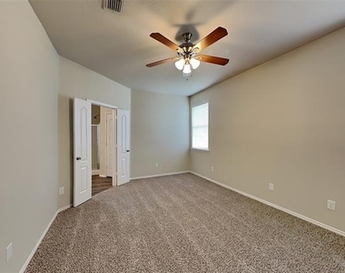 4117 Chelan Court - Photo Thumbnail 6