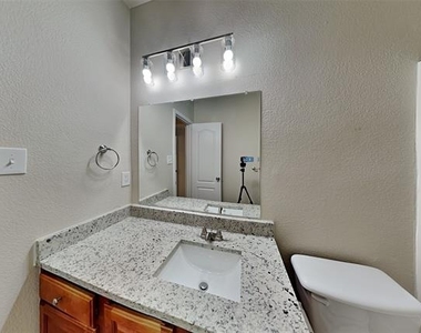 4117 Chelan Court - Photo Thumbnail 14