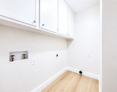209 W Southern Avenue - Photo Thumbnail 15