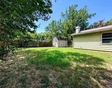 209 W Southern Avenue - Photo Thumbnail 21