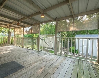 206 Renfro Street - Photo Thumbnail 1