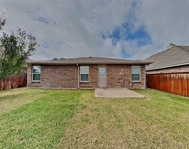 5620 Talons Crest Circle - Photo Thumbnail 16