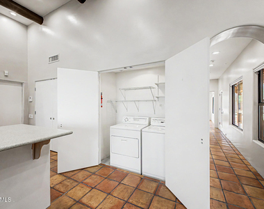 9202 E Rimrock Drive - Photo Thumbnail 10