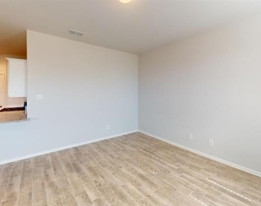 5459 Gold Pond Drive - Photo Thumbnail 6