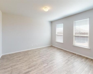 5459 Gold Pond Drive - Photo Thumbnail 5