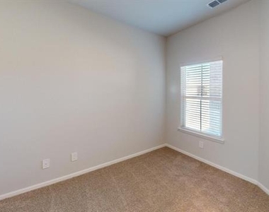 5459 Gold Pond Drive - Photo Thumbnail 14