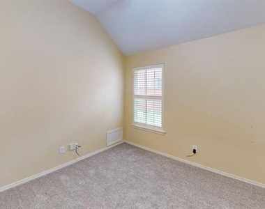 5603 Stonehenge Drive - Photo Thumbnail 10