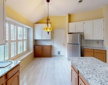5603 Stonehenge Drive - Photo Thumbnail 9