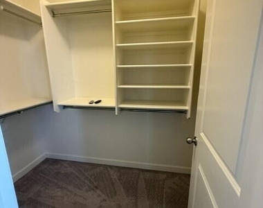 1707 N Hillcrest -- - Photo Thumbnail 14