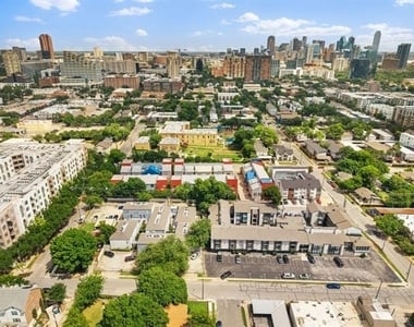 4213 Dickason Avenue - Photo Thumbnail 30