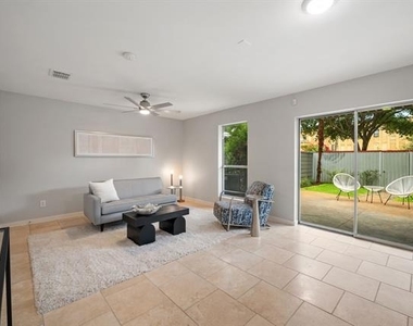 4213 Dickason Avenue - Photo Thumbnail 5