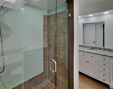 3213 Sugarbush Drive - Photo Thumbnail 12