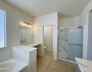 6558 W Townley Avenue - Photo Thumbnail 34