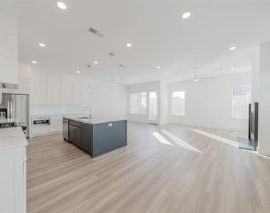 11661 Liberty Commons Court - Photo Thumbnail 20
