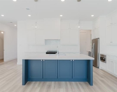 11661 Liberty Commons Court - Photo Thumbnail 16