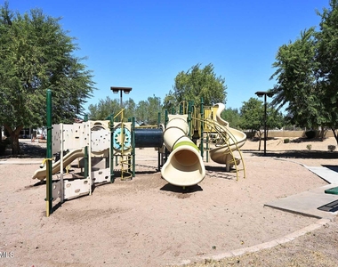 6222 W Warner Street - Photo Thumbnail 10