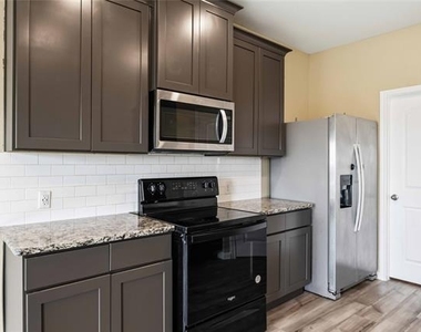 265 Honeysuckle Lane - Photo Thumbnail 10