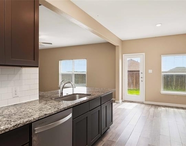 265 Honeysuckle Lane - Photo Thumbnail 11