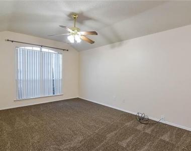 5505 Cedar Elm Drive - Photo Thumbnail 11
