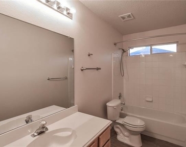 5505 Cedar Elm Drive - Photo Thumbnail 13