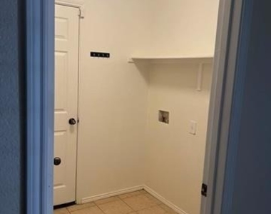 5716 Sapphire Pool Trail - Photo Thumbnail 18