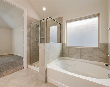 3319 Sequoia Lane - Photo Thumbnail 21