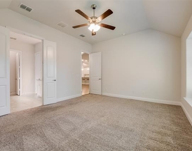 3319 Sequoia Lane - Photo Thumbnail 19