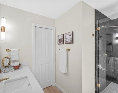 434 Marilu Street - Photo Thumbnail 12