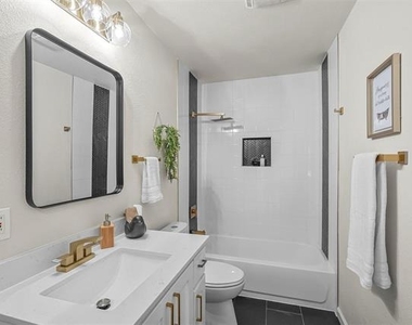 434 Marilu Street - Photo Thumbnail 19