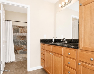 7009 E Acoma Drive - Photo Thumbnail 5