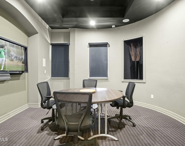 7009 E Acoma Drive - Photo Thumbnail 27