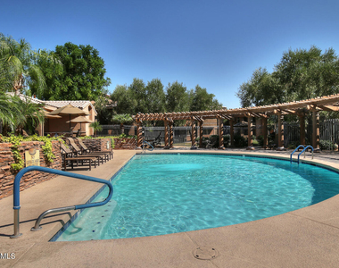 7009 E Acoma Drive - Photo Thumbnail 22