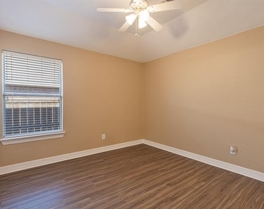 1617 Nighthawk Drive - Photo Thumbnail 19