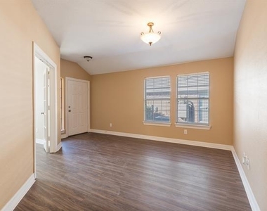 1617 Nighthawk Drive - Photo Thumbnail 2