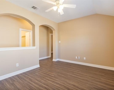 1617 Nighthawk Drive - Photo Thumbnail 17