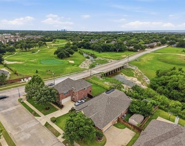 5605 Southern Hills Drive - Photo Thumbnail 28