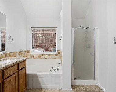 5605 Southern Hills Drive - Photo Thumbnail 15