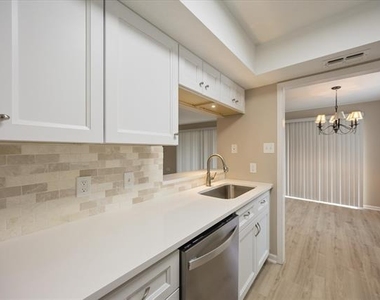 1041 Signal Ridge Place - Photo Thumbnail 6