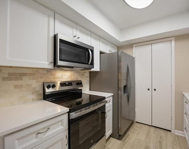 1041 Signal Ridge Place - Photo Thumbnail 5