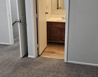 6148 E Greenway Street - Photo Thumbnail 8