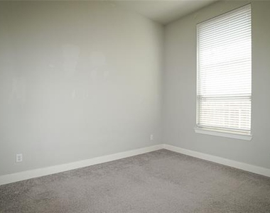 2251 Brookside Drive - Photo Thumbnail 25