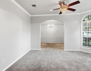 1632 Balboa Lane - Photo Thumbnail 5