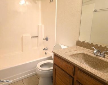 3034 E Villa Maria Drive - Photo Thumbnail 15