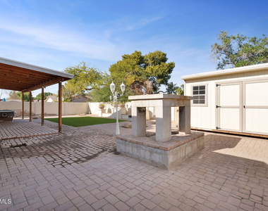 2542 W Nopal Avenue - Photo Thumbnail 42
