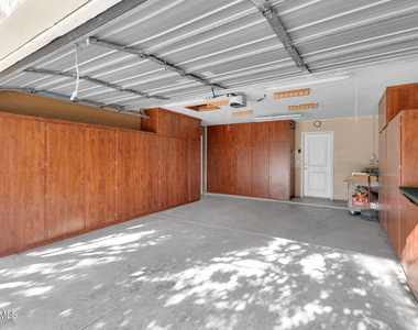 2542 W Nopal Avenue - Photo Thumbnail 39