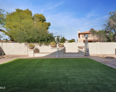 2542 W Nopal Avenue - Photo Thumbnail 44