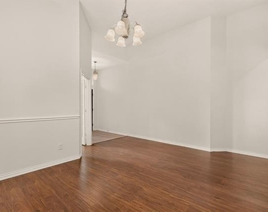 6808 Mason Drive - Photo Thumbnail 17