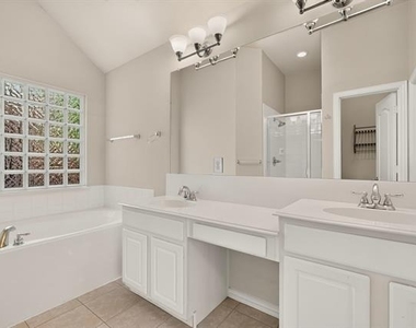 6808 Mason Drive - Photo Thumbnail 16