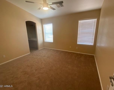8927 E Crescent Avenue - Photo Thumbnail 23