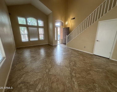 8927 E Crescent Avenue - Photo Thumbnail 8